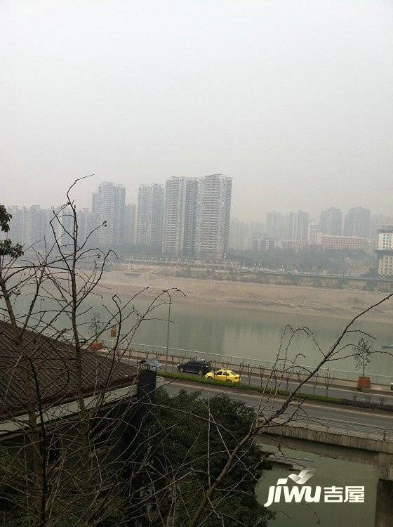 轻轨江岚雅社实景图图片