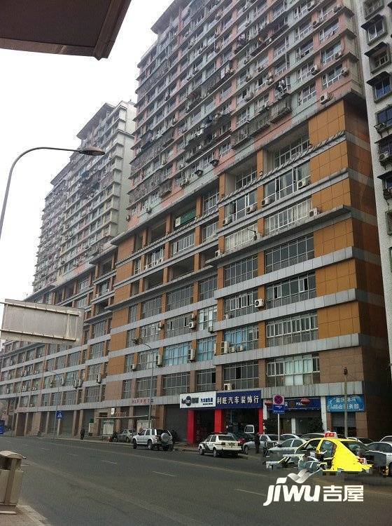 轻轨江岚雅社实景图图片