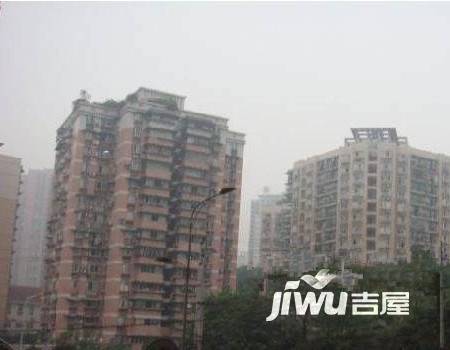 重庆中信大厦实景图图片