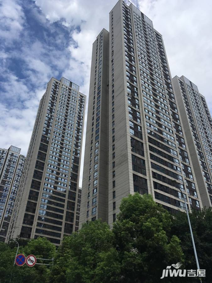 融景城郦苑实景图图片