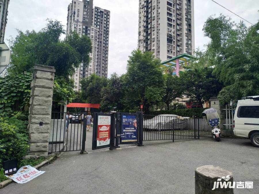 盛世龙都A区实景图图片