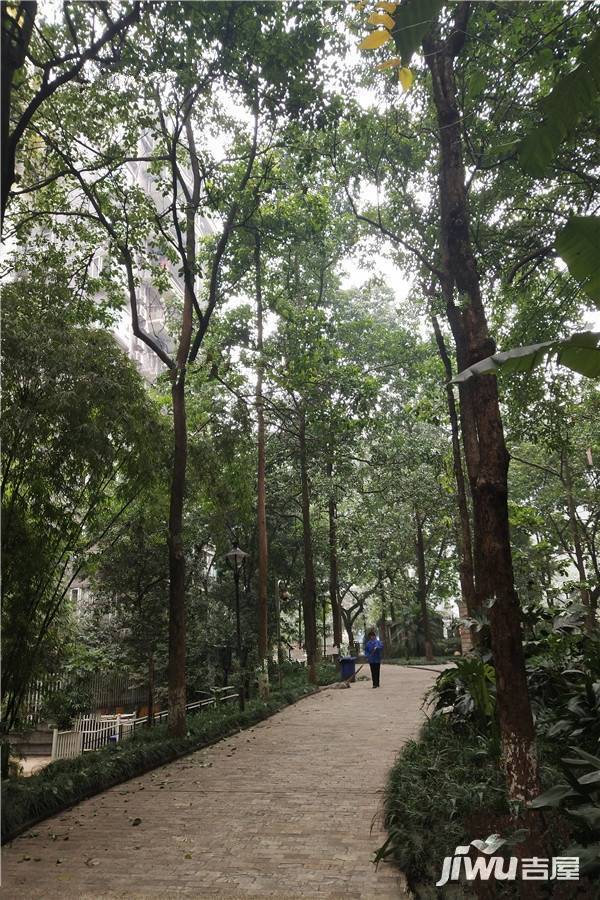 芳草地小区实景图图片