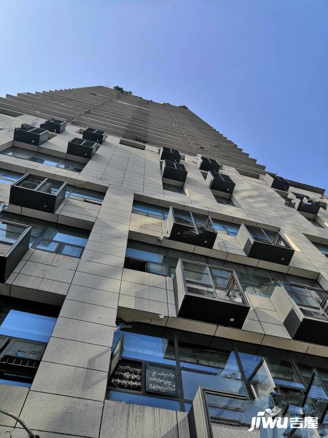 中华广场商住楼实景图图片