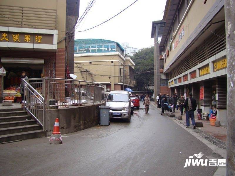 枣子岚垭菜市巷实景图图片