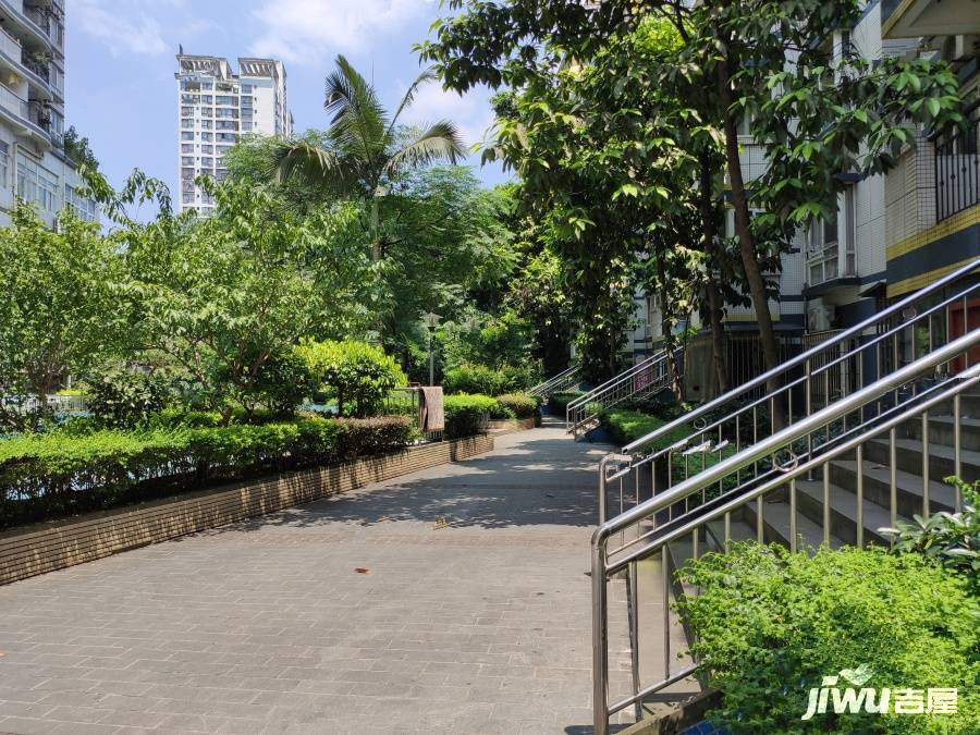 芳草地自由港湾实景图图片