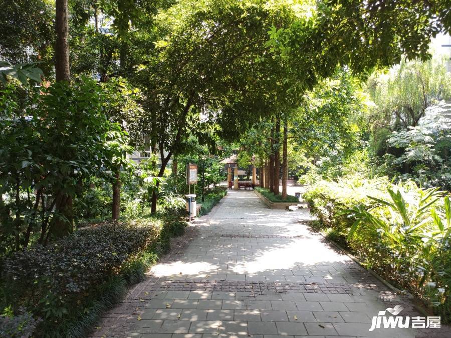 芳草地自由港湾实景图图片