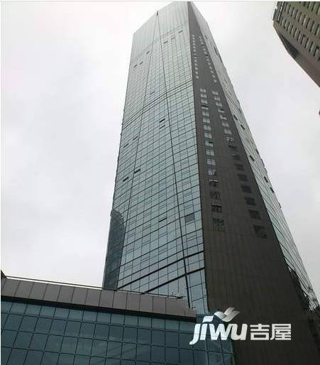 南京中心大厦实景图图片