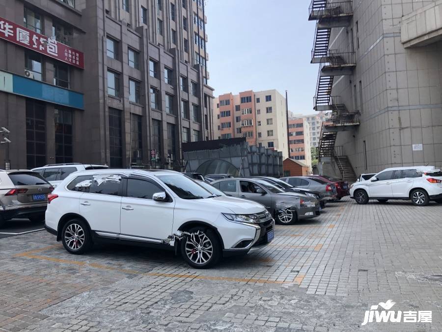 新财富大厦实景图图片