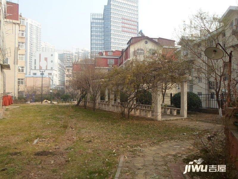 芝泉山庄实景图图片