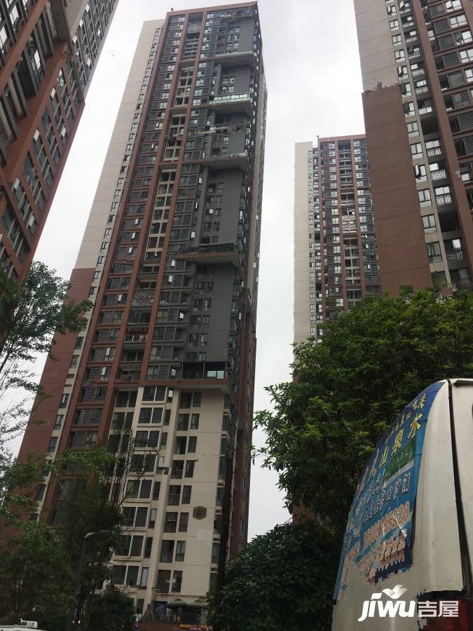 中天甜蜜小镇实景图图片