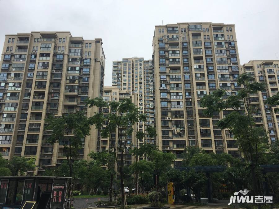 御锦水岸花苑实景图图片
