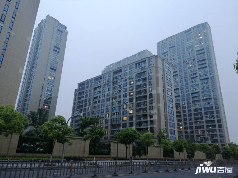 锦苑湾花苑实景图图片