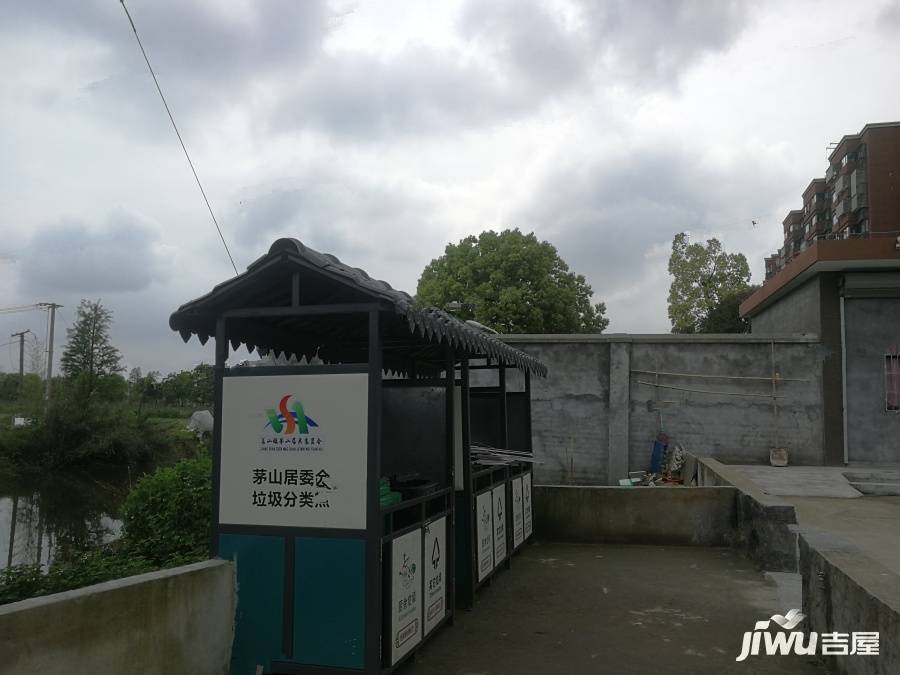 红叶新家园实景图图片