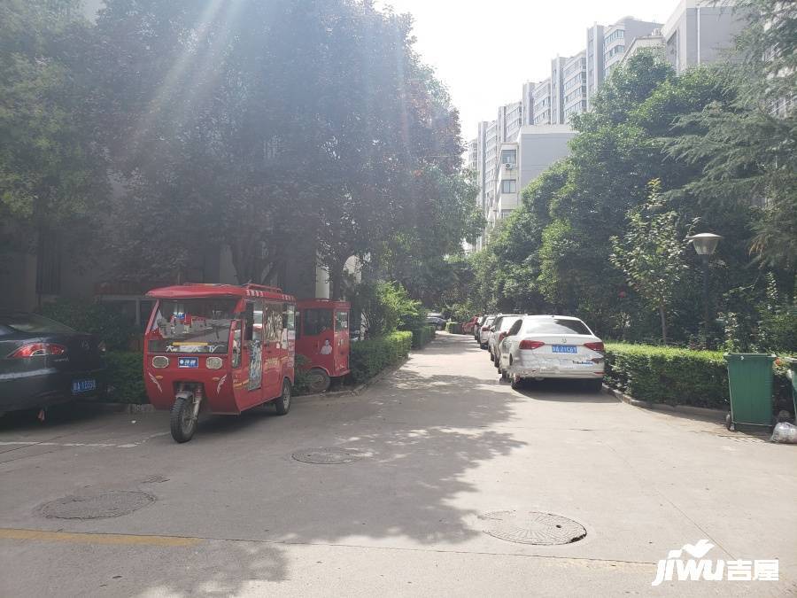 兴阎温泉小区实景图图片