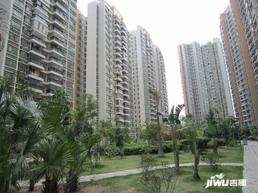 岭秀城实景图图片