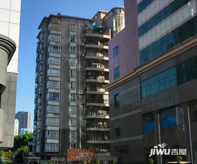 鸿基66号庭院实景图图片
