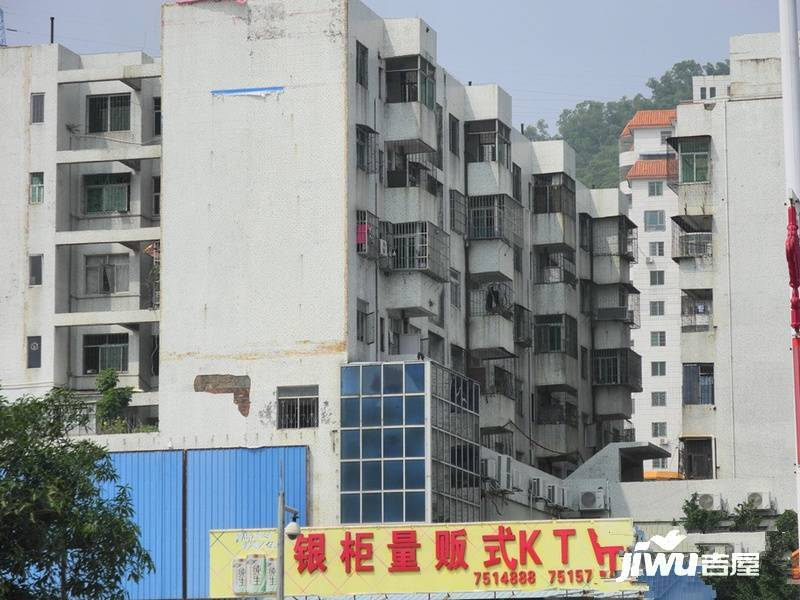 鱼塘村实景图图片