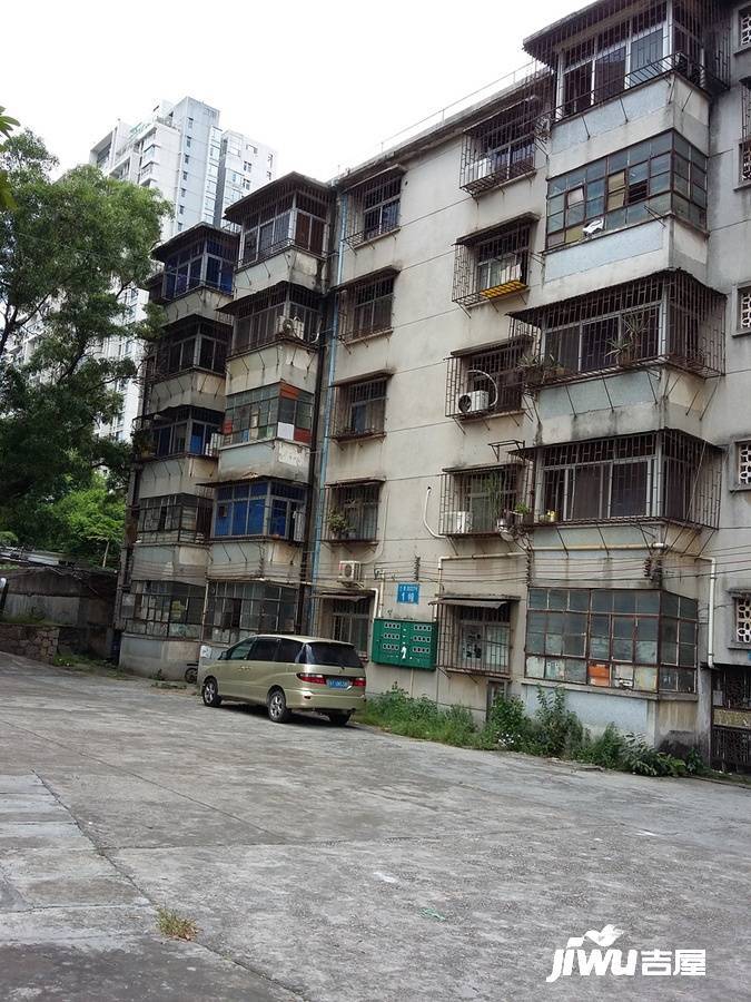 兰埔路住宅实景图图片