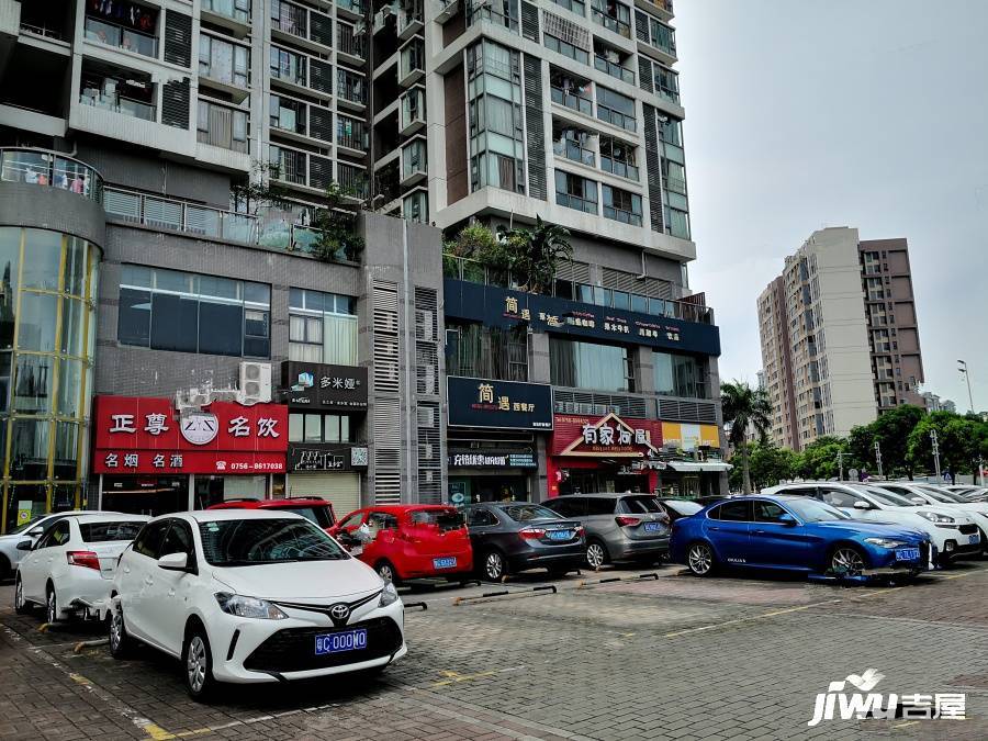 晴朗新地实景图图片