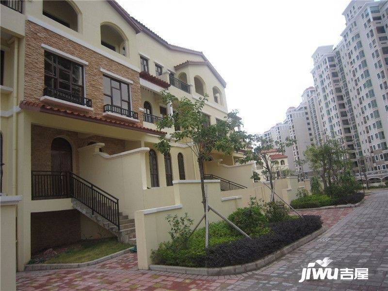 金山龙庭别墅实景图图片