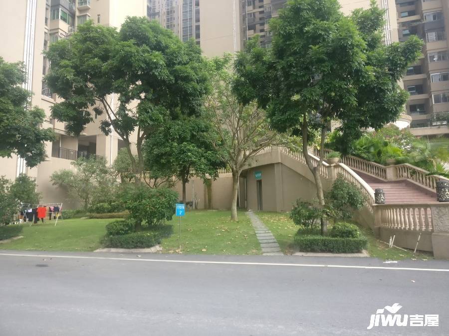 嘉逸园别墅实景图图片