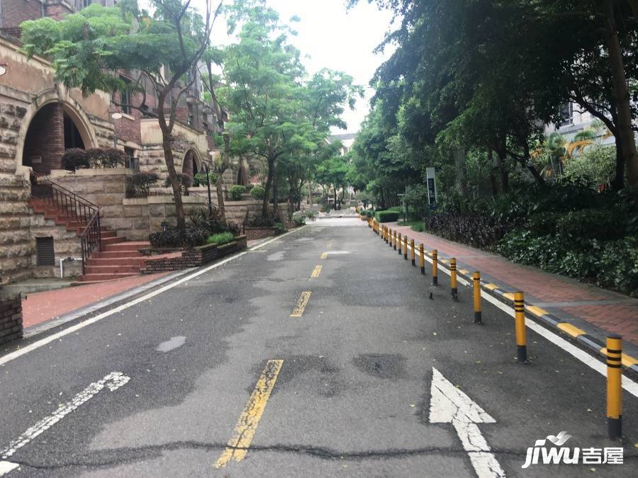 山水华府别墅实景图图片