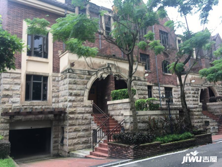 山水华府别墅实景图图片