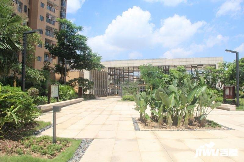 新世界曦岸商铺实景图图片